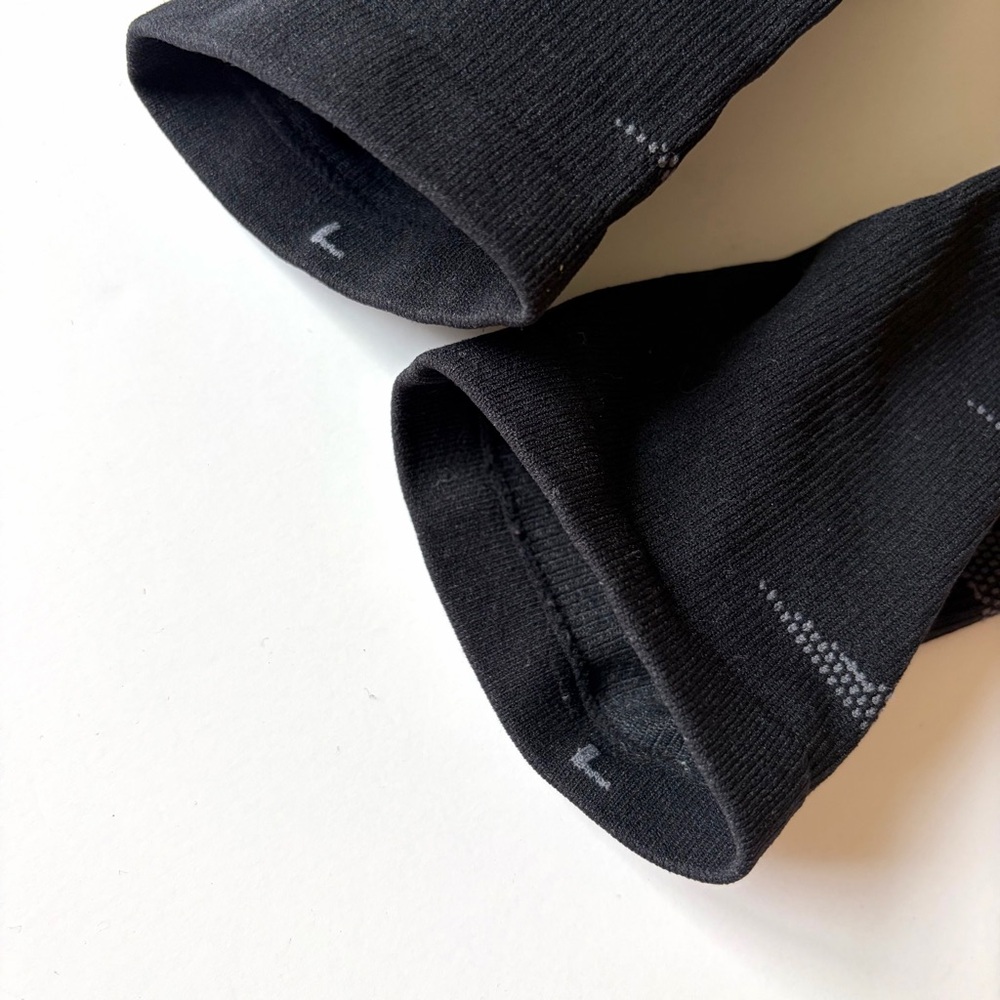 Feetures Compression Socks - Picture 6 of 6